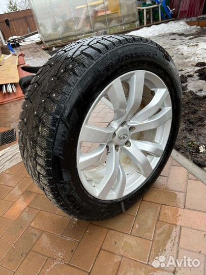 Pirelli Ice Zero 265/50 R20 зимняя резина