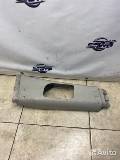 Обшивка стойки правая Nissan Qashqai MR20DE 2007