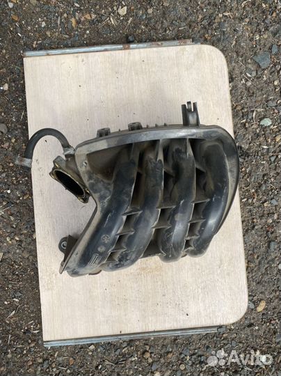 Впускной коллектор рессивер LADA Granta; Kalina