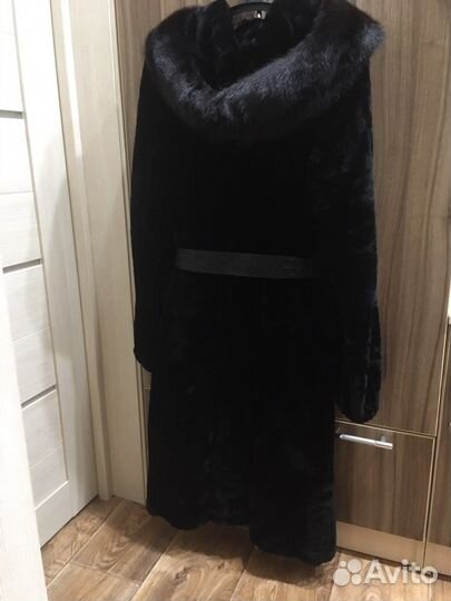 Шуба мутоновая с капюшоном