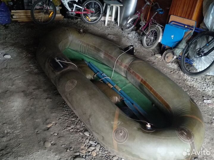 Лодка надувная 2х местная