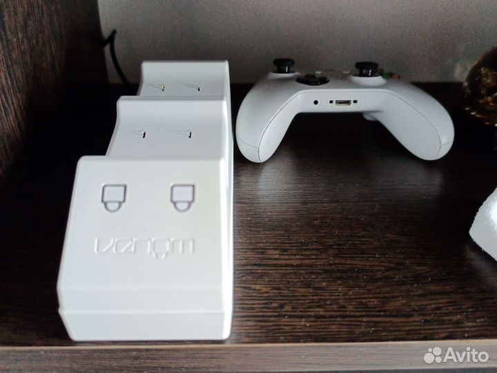 XBox One X 1 тб
