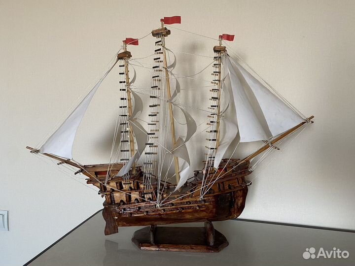 Корабль ручной работы