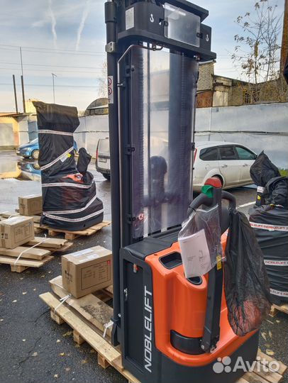 Штабелёр самоходный Noblelift PS16L 5300