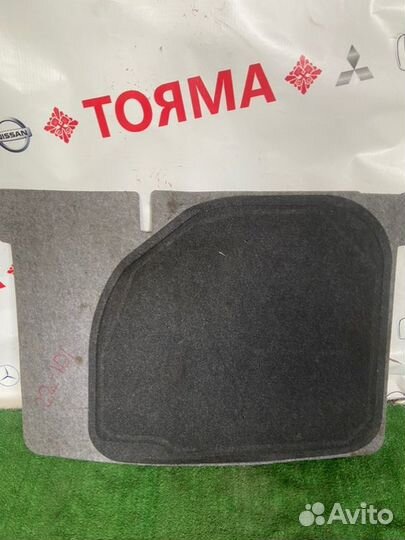 Обшивка багажника Mazda Verisa DC5R