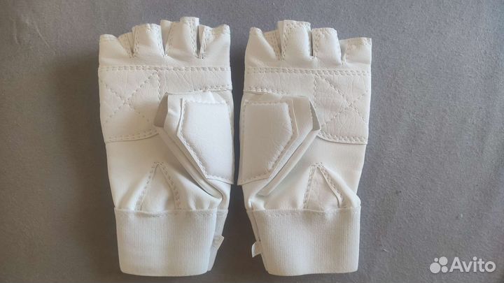 Перчатки защита каратэ единоборства S