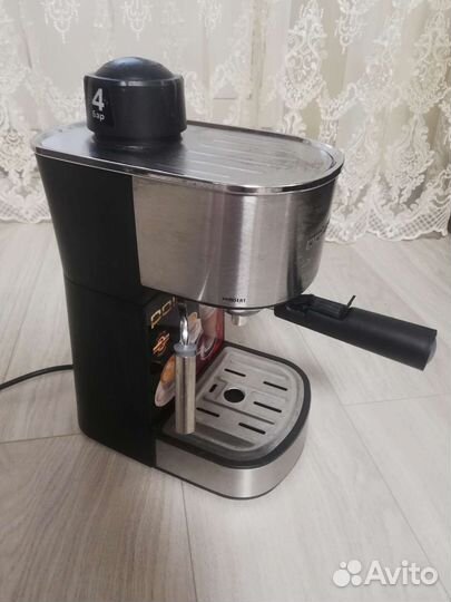 Кофеварка рожковая polaris