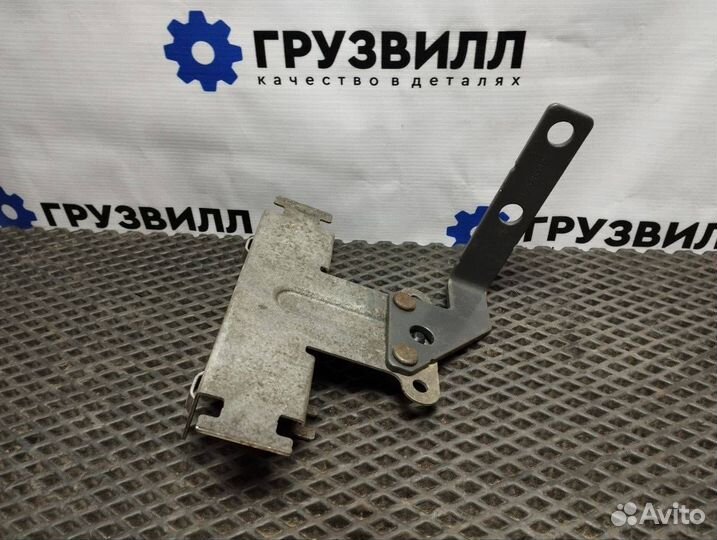 Кронштейн (крепление) Volvo FH4 21252110