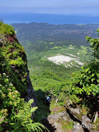 Экскурсия к фумаролам и вулкану Менделеева