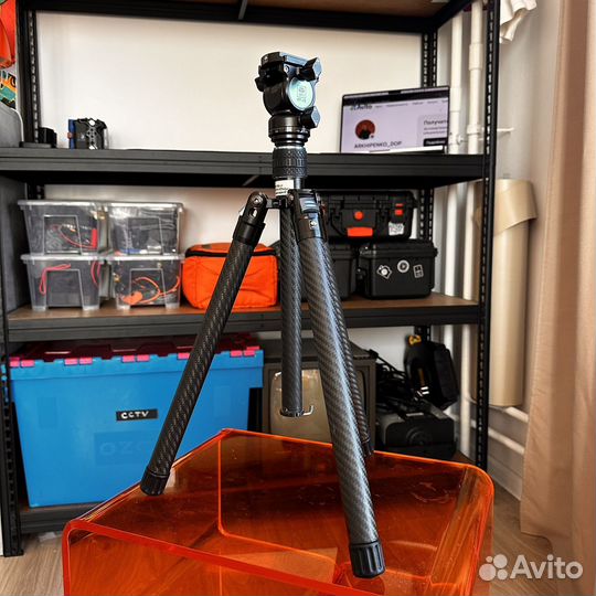 Штатив Sirui Traveler X