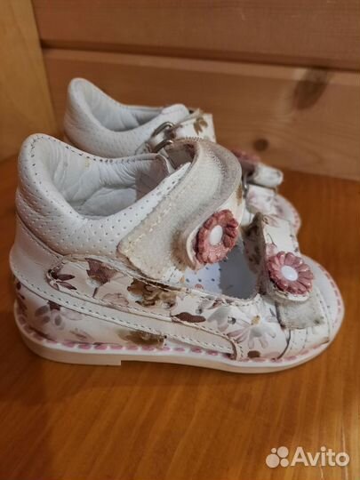 Сандалии для девочки (17 р)
