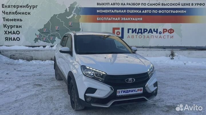 Накладка торпедо левая LADA X-Ray Cross 681358411R