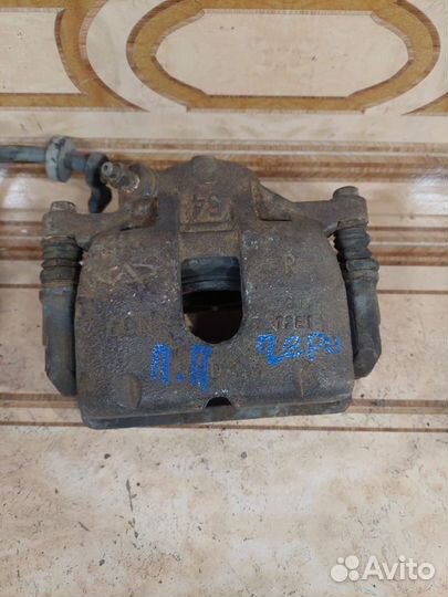 Суппорт передний правый Чери Амулет