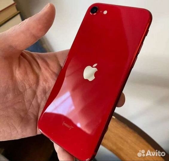 Телефон iPhone SE 2020