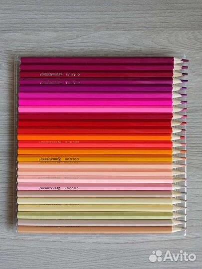 Цветные карандаши. 100 цветов