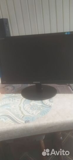 Монитор samsung