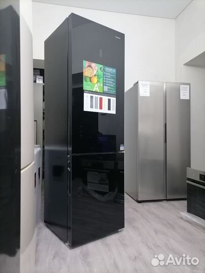 Холодильник черный зеркальный новый 2 метра космос