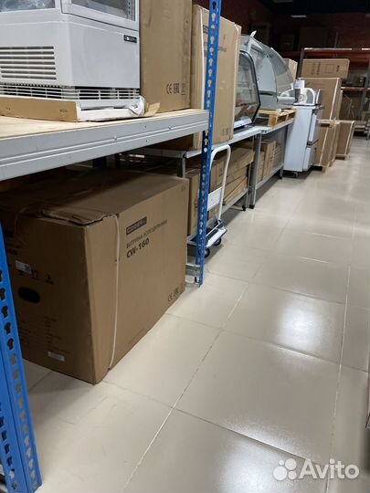 Витрина холодильная Cooleq CW-160