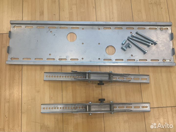 Крепеж для телевизора