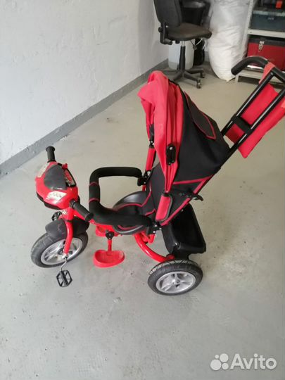 Детский велосипед с родительской ручкой