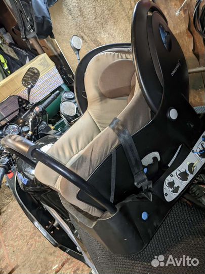 Автокресло Bebe Confort Maxi Cosi