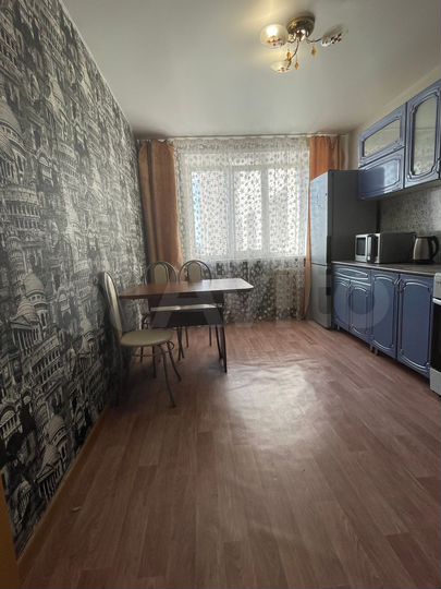 1-к. квартира, 40 м², 8/10 эт.