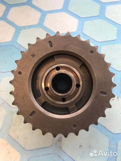 Регулятор фаз газораспределения 06e109083m