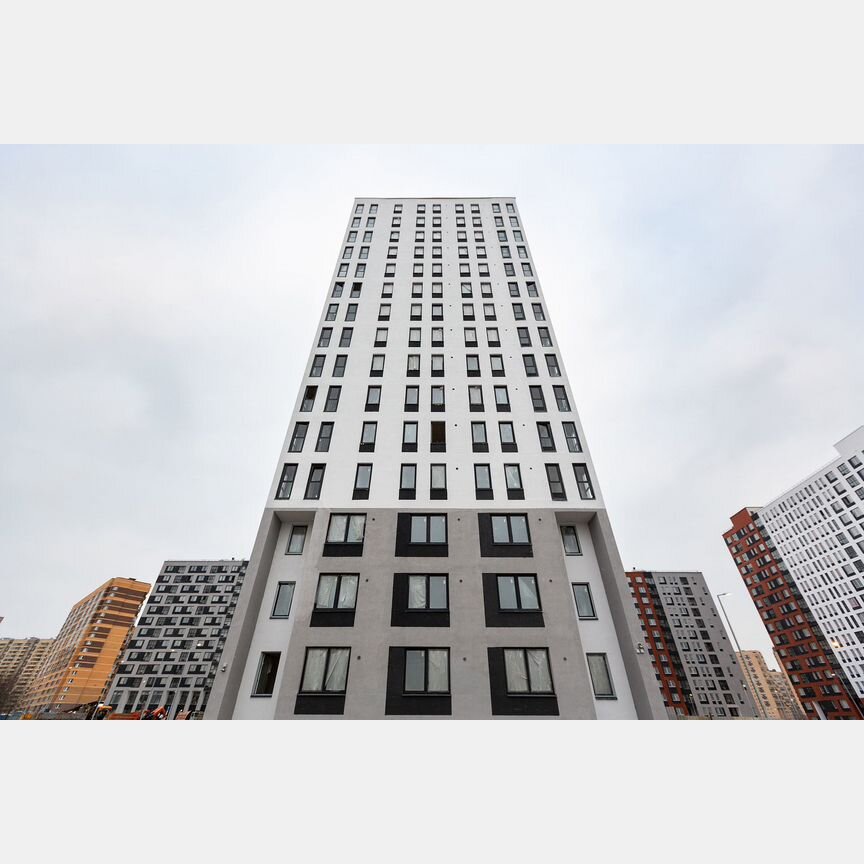 2-к. квартира, 57,7 м², 10/17 эт.