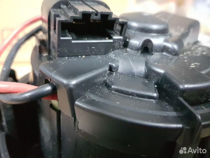 Мотор отопителя Ниссан Икс Трэил T32 272264BC0A