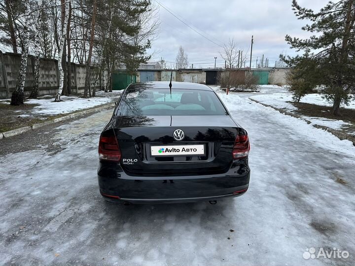 Volkswagen Polo 1.6 AT, 2016, 215 000 км