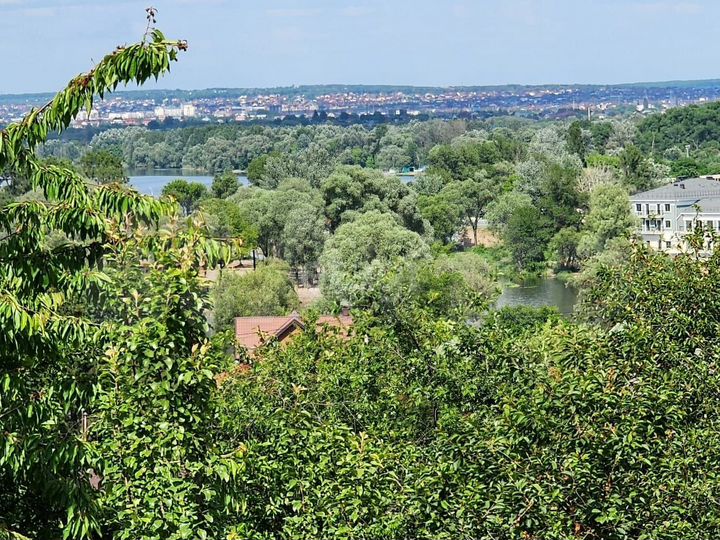 Дом 30 м² на участке 7,5 сот.