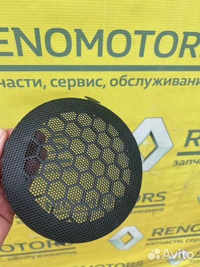 Решетка динамика Renault Duster