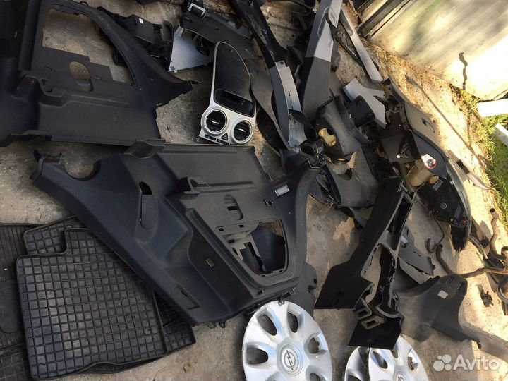 Пластик салона Опель Корса Д