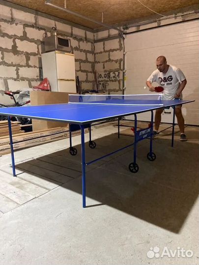 Теннисный стол