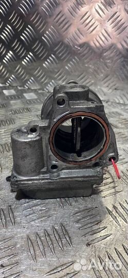 Дроссельная заслонка Skoda Octavia (A4) рест. 2001