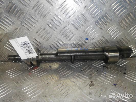 Балансирный вал дизельный KIA sorento 1 (93B13AW02