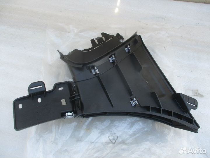 Молдинг переднего бампера левый Citroen DS5