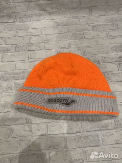 Шапка saucony