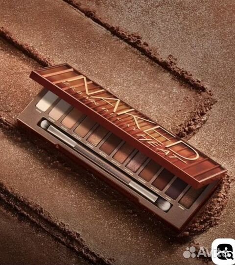 Urban Decay Палетка теней для век naked heat