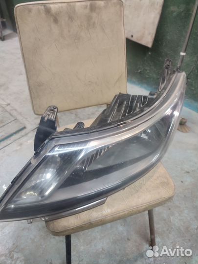 Фара левая kia rio 3