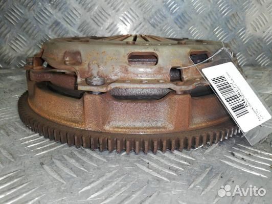 Маховик бензиновый peugeot 308 1 (93E46C101)