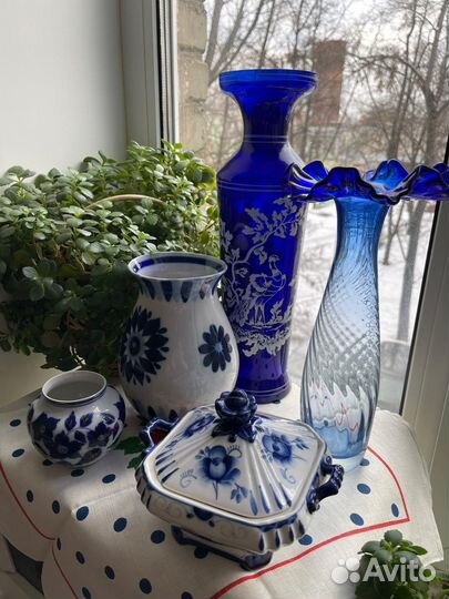 Синее кобальт стекло и старая Гжель СССР