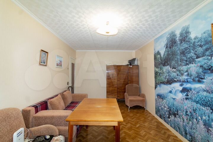 2-к. квартира, 43 м², 1/5 эт.