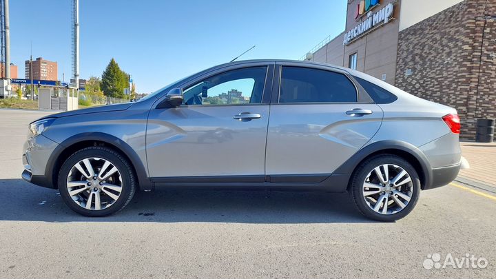 LADA Vesta Cross 1.8 МТ, 2018, 33 000 км