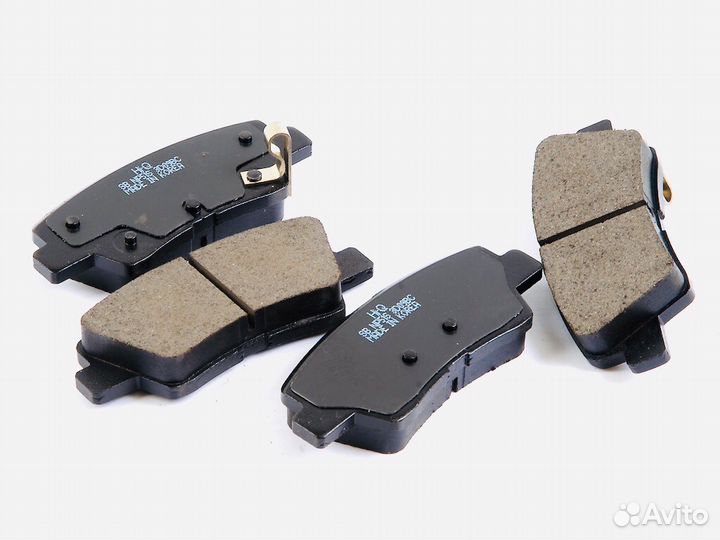 Колодки передние на i30 Hyundai (6-12г)
