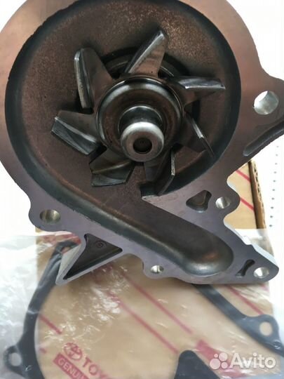 Помпа toyota 16110-19176 7AFE