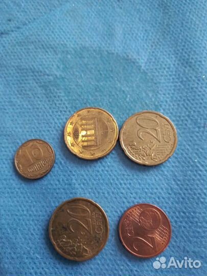 Монеты и банкноты