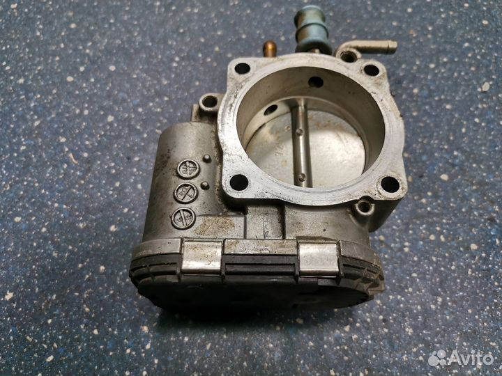 Дроссельная заслонка Skoda Audi Volkswagen