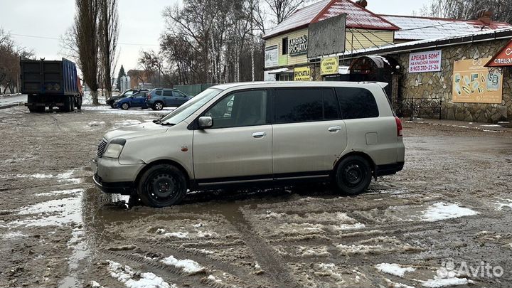 Mitsubishi Dion 2.0 AT, 2000, 177 777 км