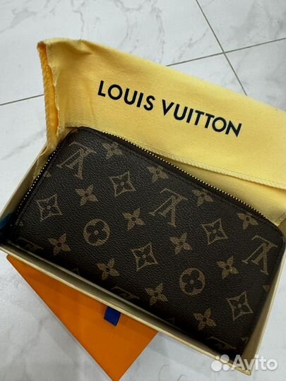 Louis vuitton кошелек